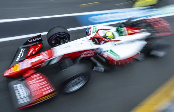 R03 Melbourne - FIA Formula 2 Race 2 Report